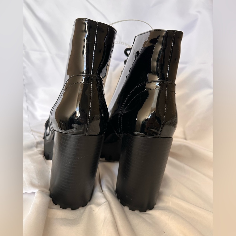 New Lace Up Block Heel Platform Ankle Boot - image 7